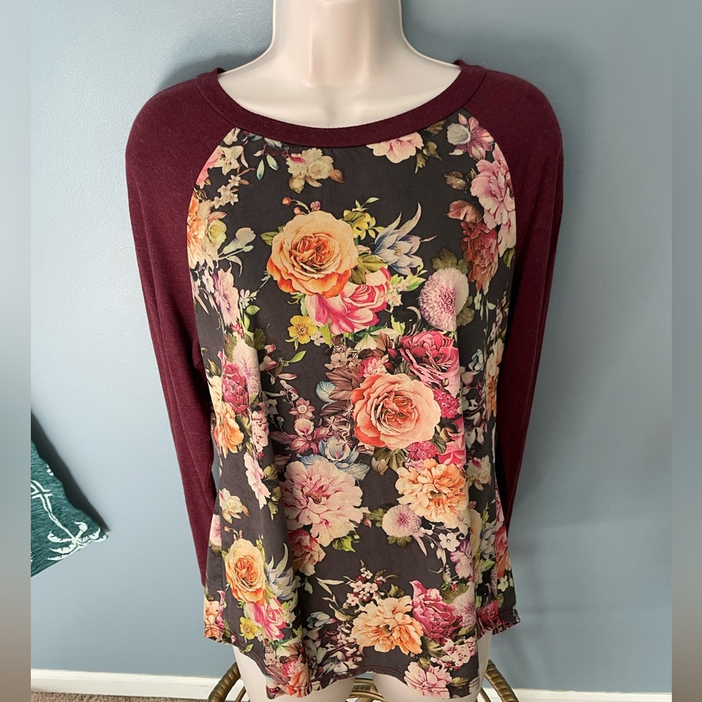 Le lis fall floral top